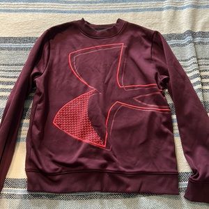 Under armour sweatshirt